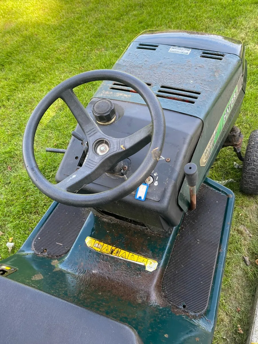 Ride on mower - Image 4