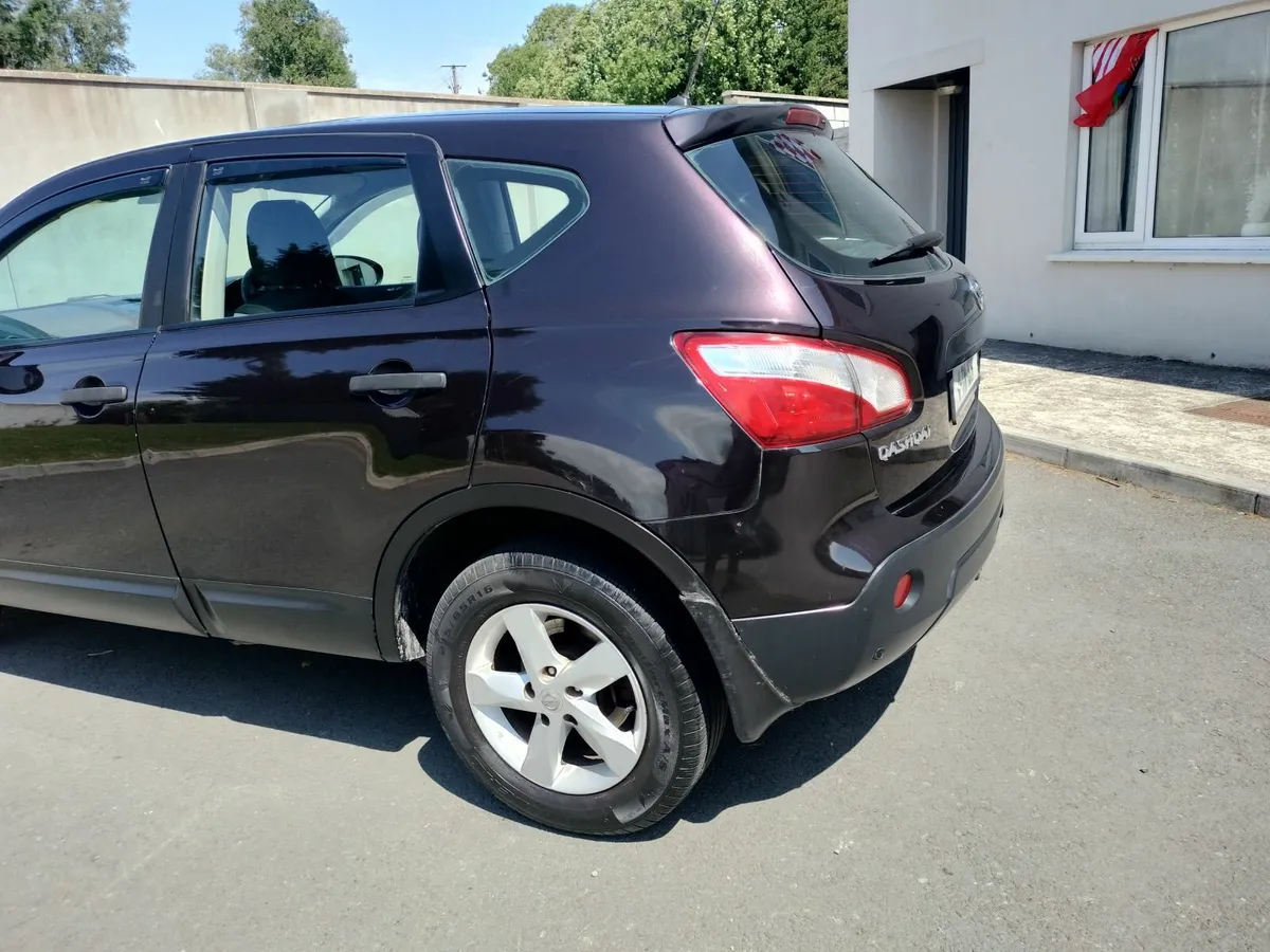 Nissan Qashqai 2011 - Image 4