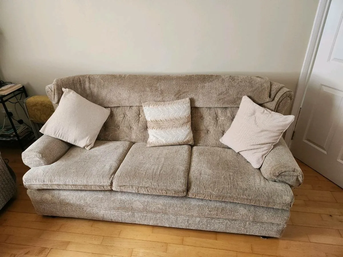 Sofa 3 seater plus 2 Single seaters to match - Image 1