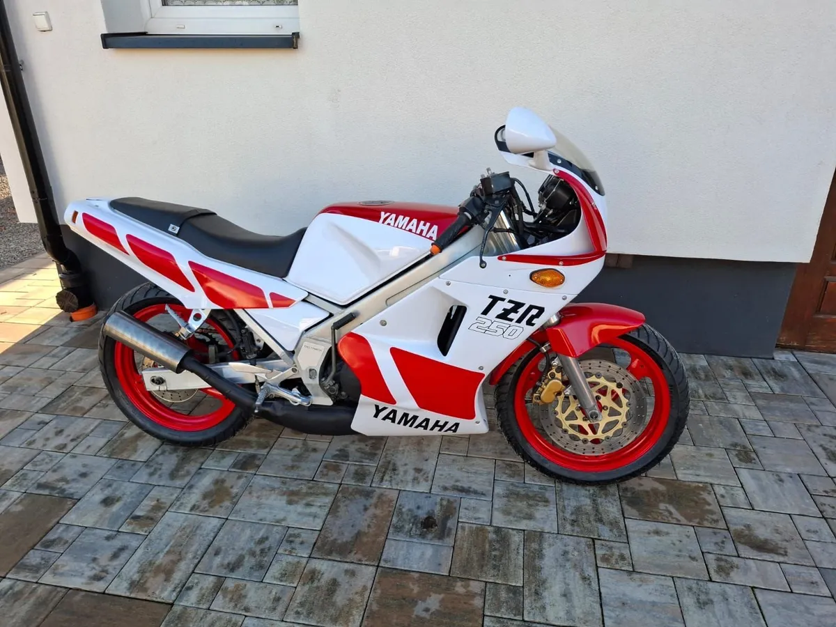 Yamaha tzr250- 2 stroke - Image 1