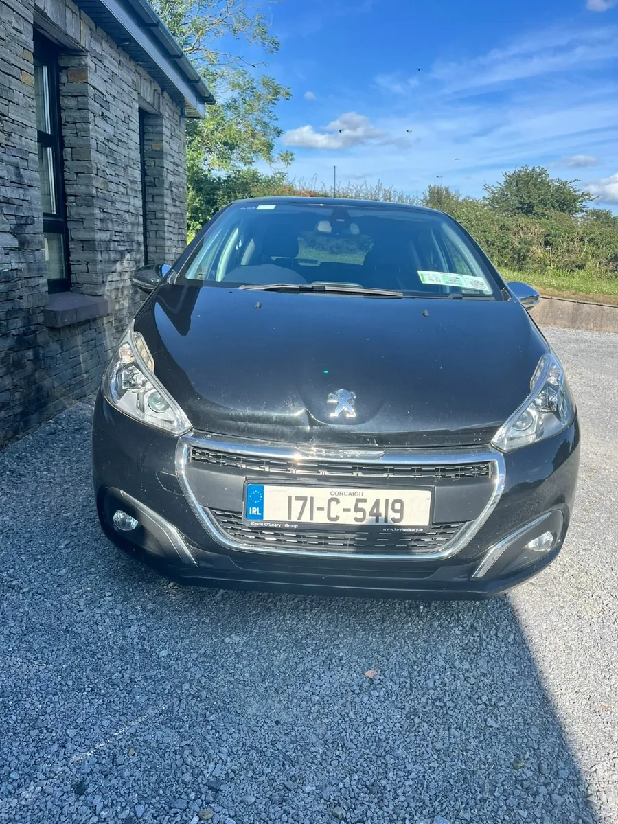 Peugeot 208 2017 - Image 1