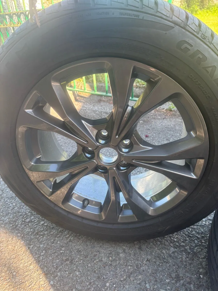 Ford kuga alloys - Image 2