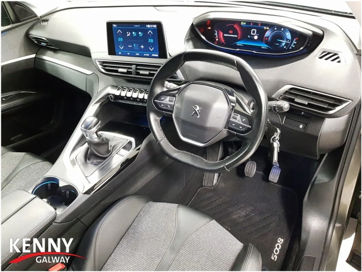 Peugeot 5008 Allure 1.5 Blue HDI 130 6 6.2 4DR - Image 2