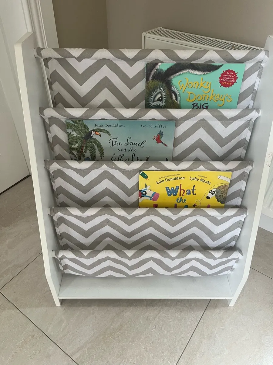 Sling bookcase - Image 1