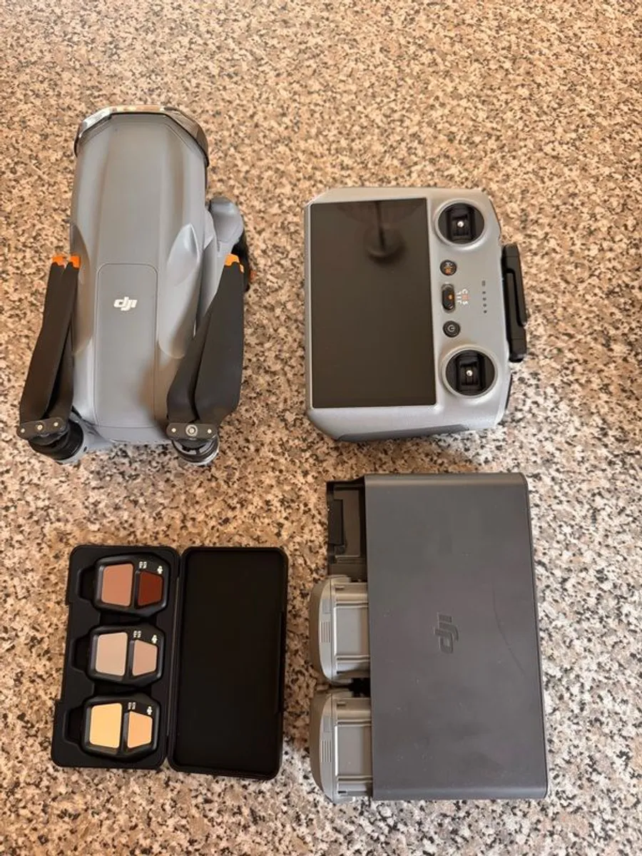 DJI AIR3S Flymore combo - Image 1
