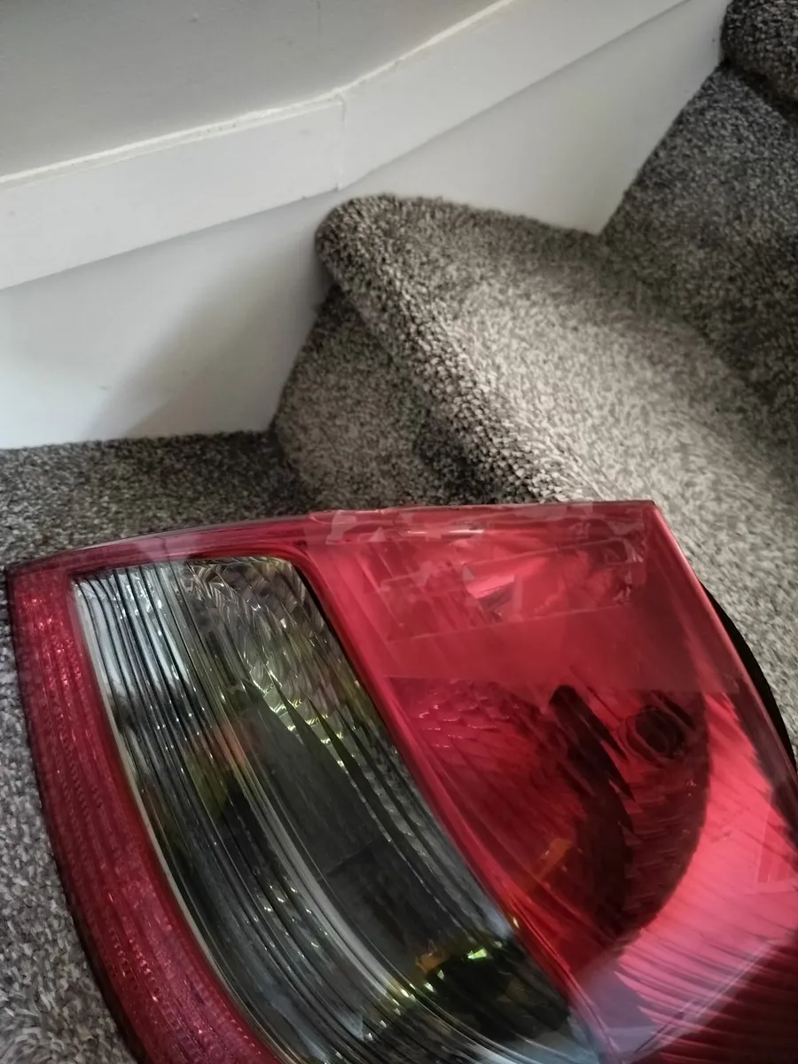 W211 Nearside Tail Light - Image 1
