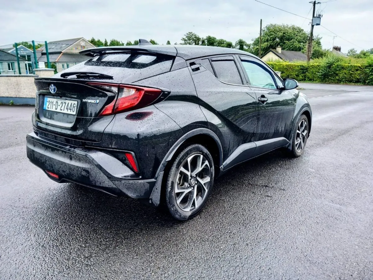 Toyota C-HR 1.8 Hybrid Sportmono 4DR Sport Auto - Image 2