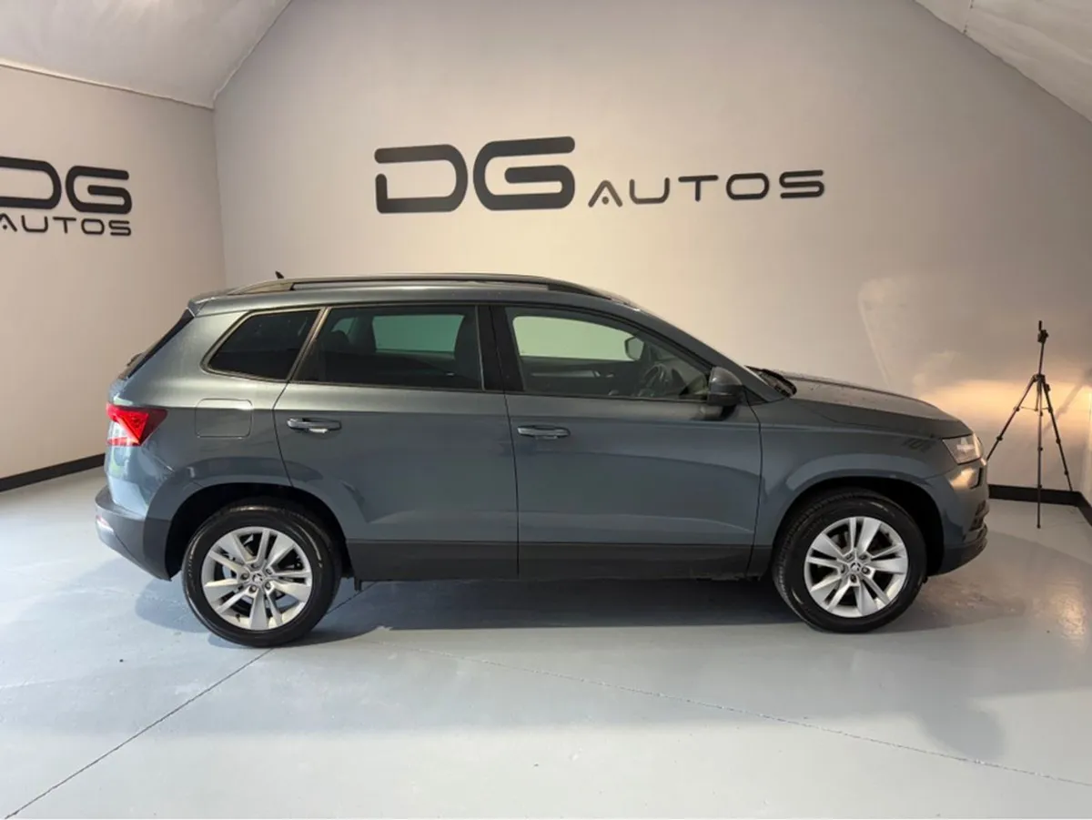 Skoda Karoq 1.5 TSI SE Tech 150PS 5DR - Image 3