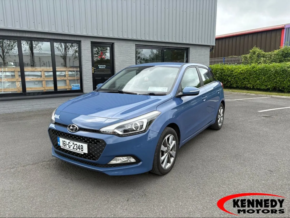 Hyundai i20 Deluxe 5DR - Image 1