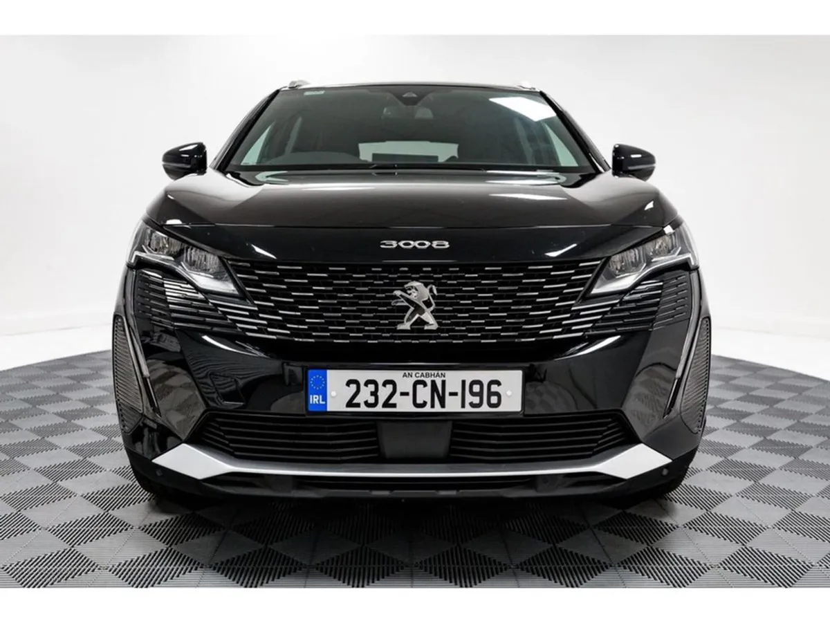 Peugeot 3008 Allure 1.2 Petrol Auto 130HP - Image 2