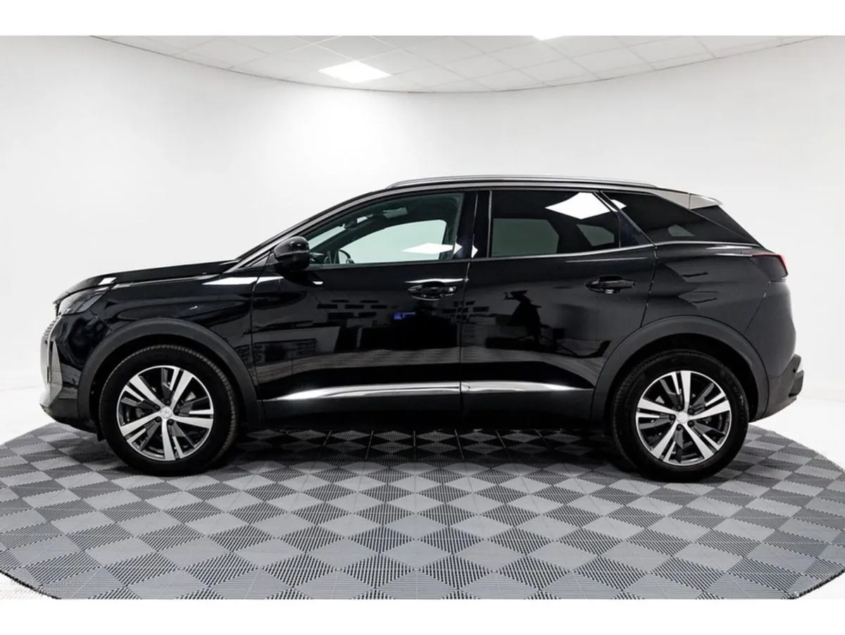 Peugeot 3008 Allure 1.2 Petrol Auto 130HP - Image 4