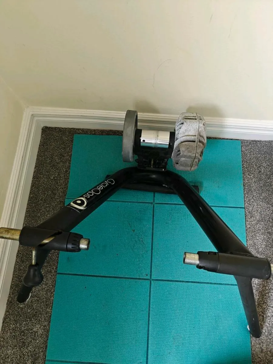 CycleOps Fluid 2 - Bike Indoor Trainer - Image 3