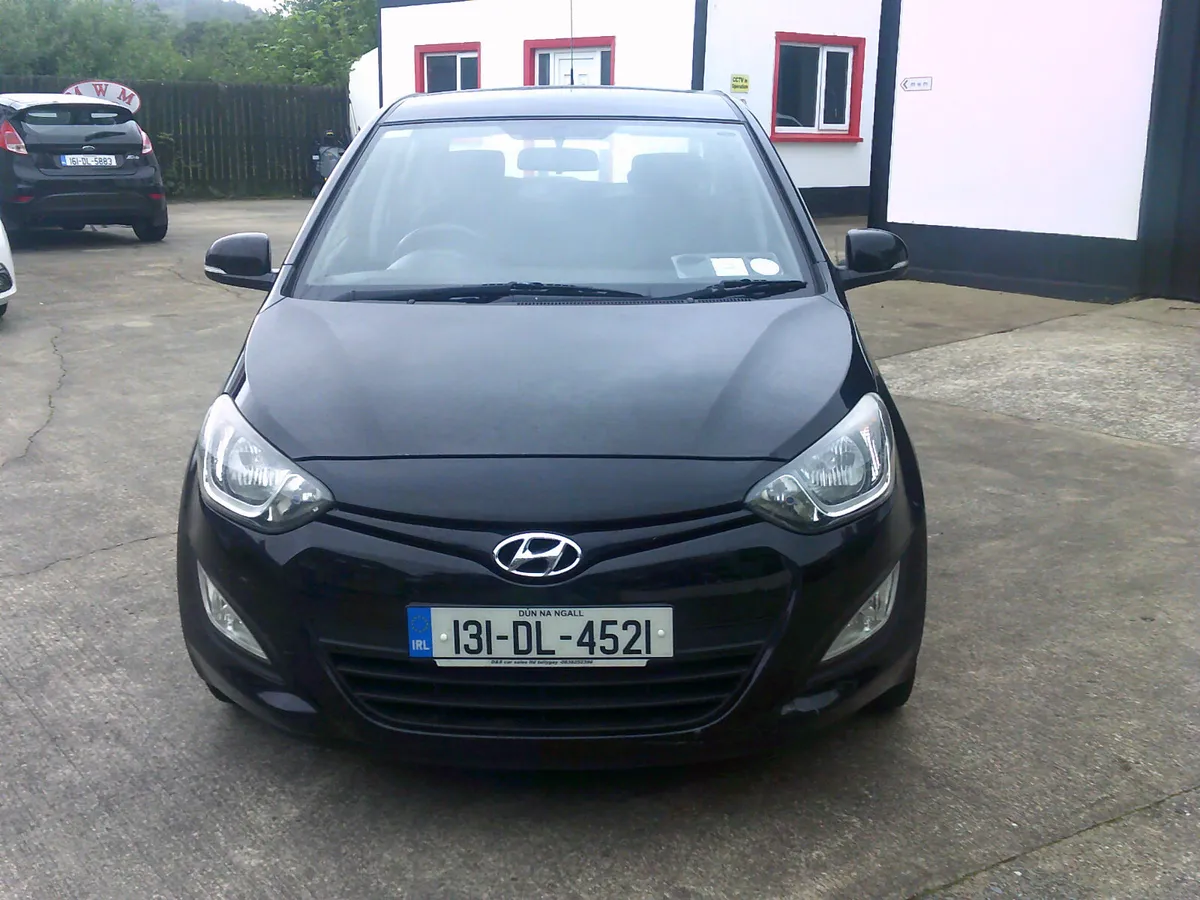 Hyundai i20 2013 - Image 2