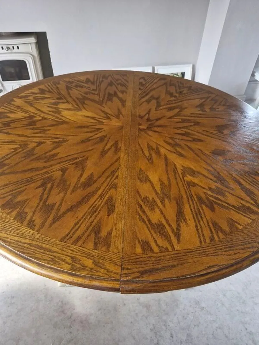 kitchen round Table - Image 1