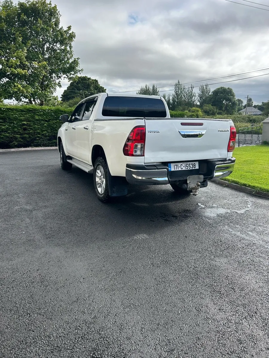 Toyota Hilux - Image 3
