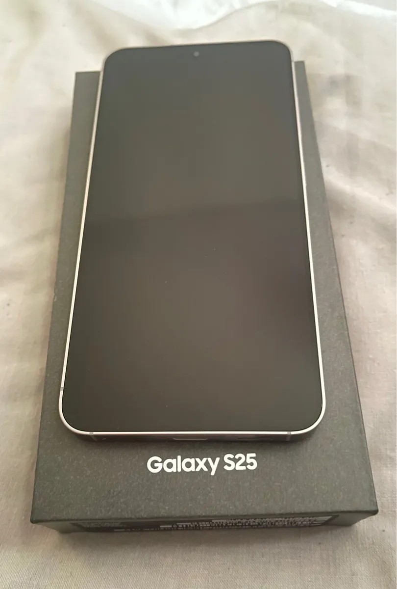 New Samsung S25 - Image 1