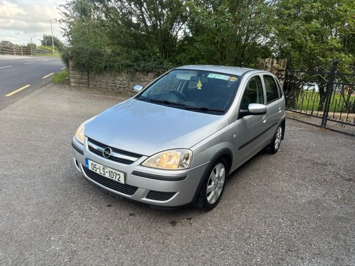 2005 Opel Corsa - Image 1