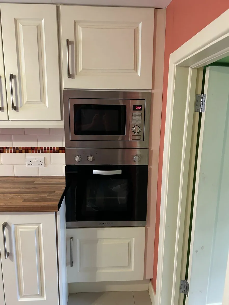 Kitchen Units & Appliances - Image 2