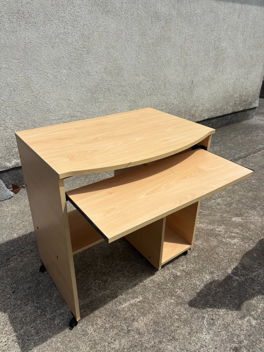 DESK - Image 1
