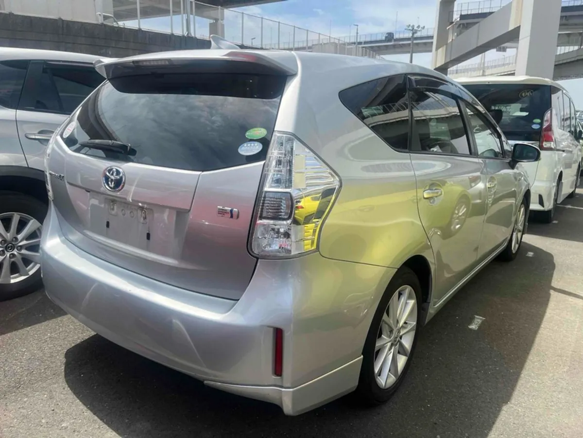 Toyota Prius Coming to Stock Soon 2014 Prius Alph - Image 4