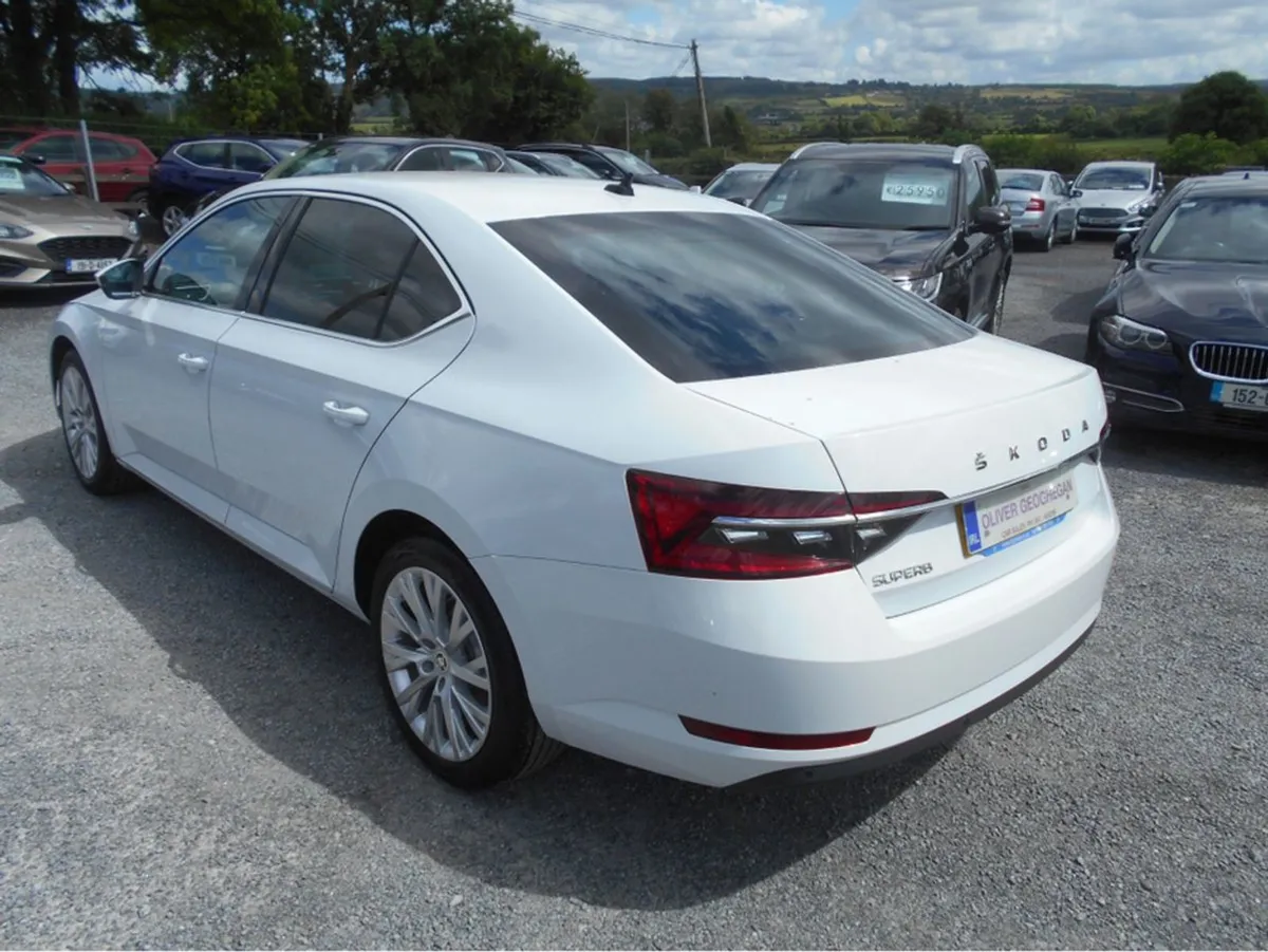 Skoda Superb SE L 2.0 TDI (black Leather) - Image 4