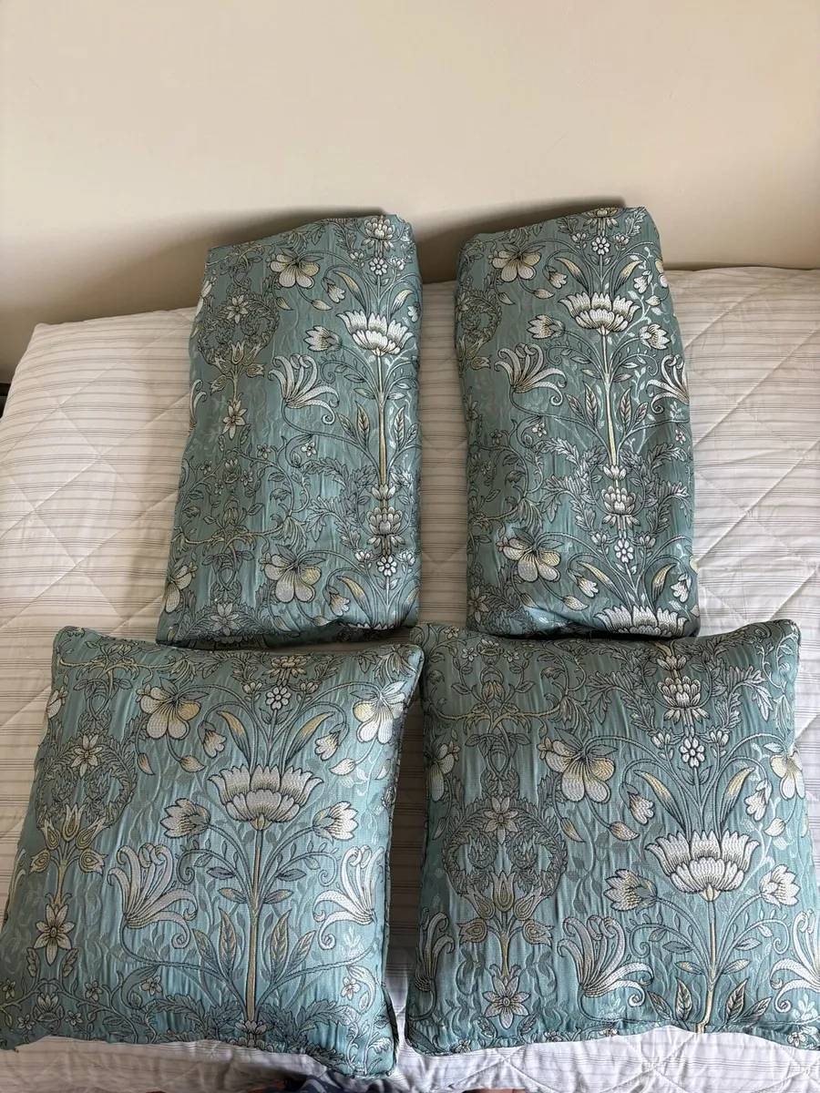 Tailored blackout curtains and matching cushions - Image 2