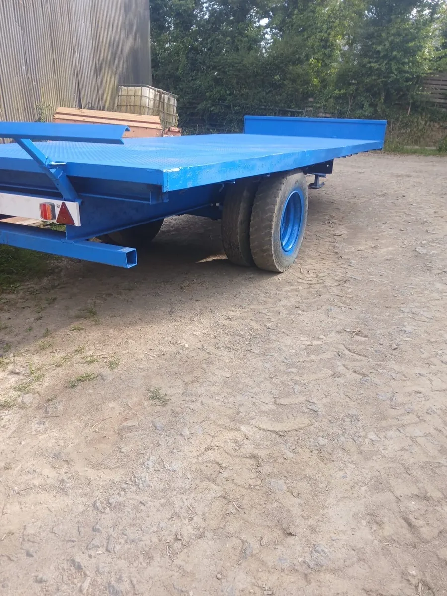 21ft bale trailer - Image 1