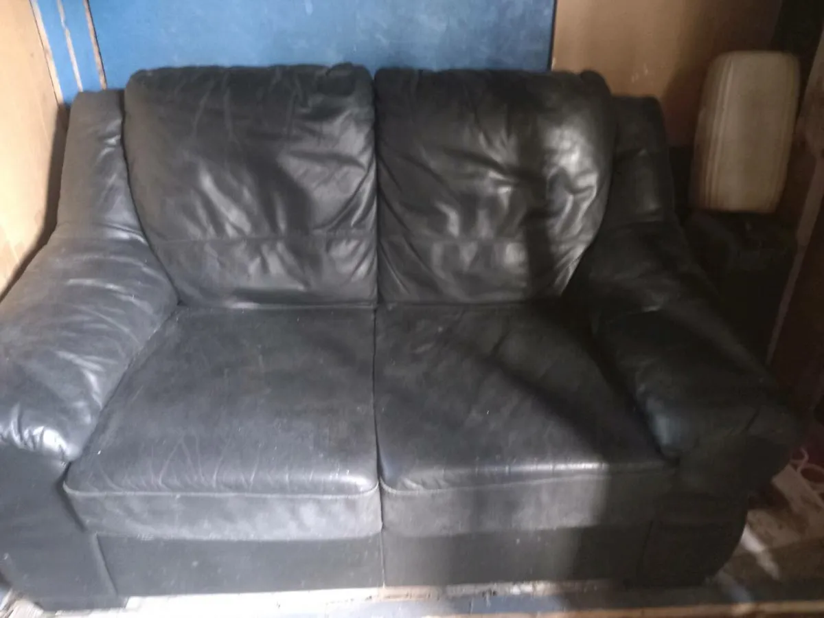 Two seater black leather couch. - Image 2