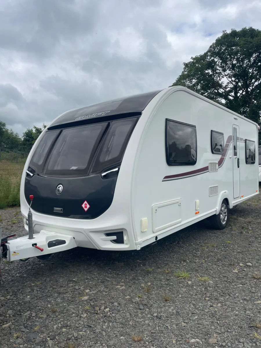 ✨2017 Swift Challenger 590 - 6 berth ✨ - Image 1