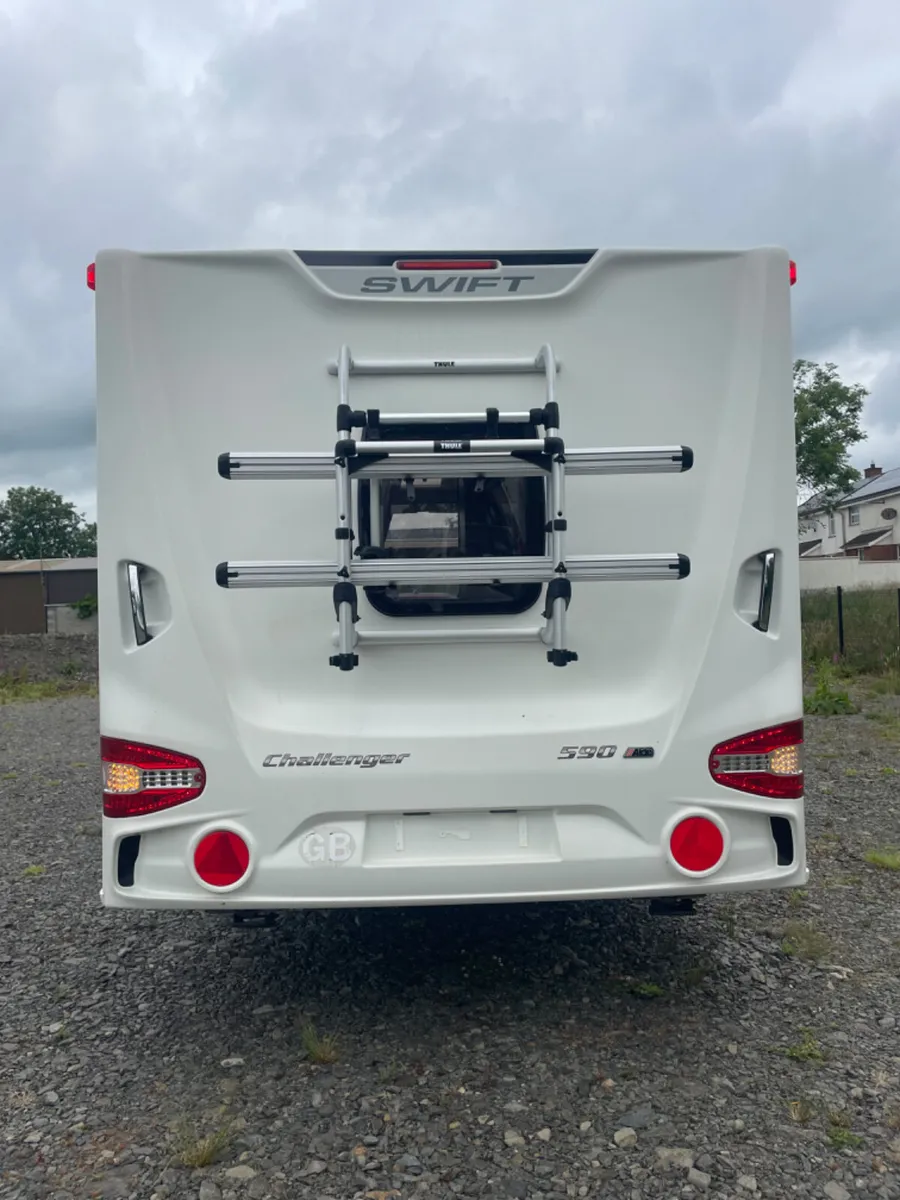 ✨2017 Swift Challenger 590 - 6 berth ✨ - Image 3