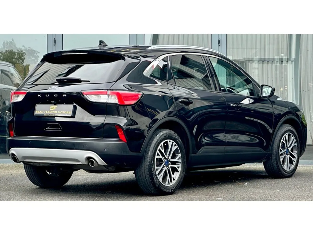 Ford Kuga 1.5 Tdci Titanium Edition 120PS 5DR Auto - Image 4