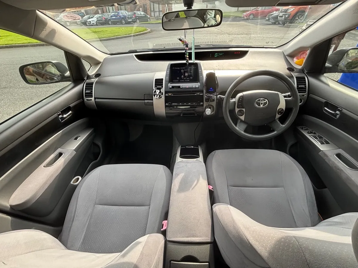 Toyota Prius 2004 - Image 3