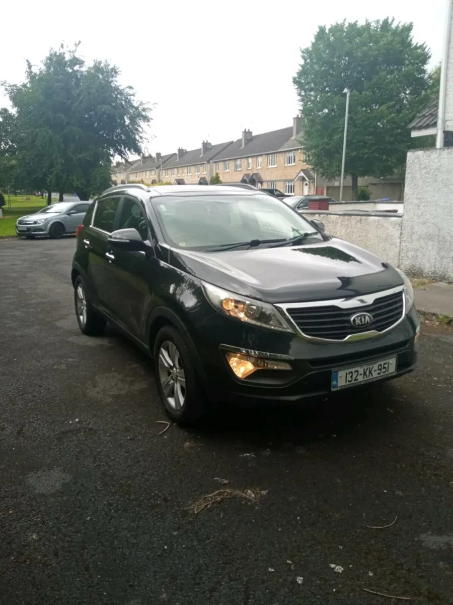13 KIA SPORTAGE - Image 1