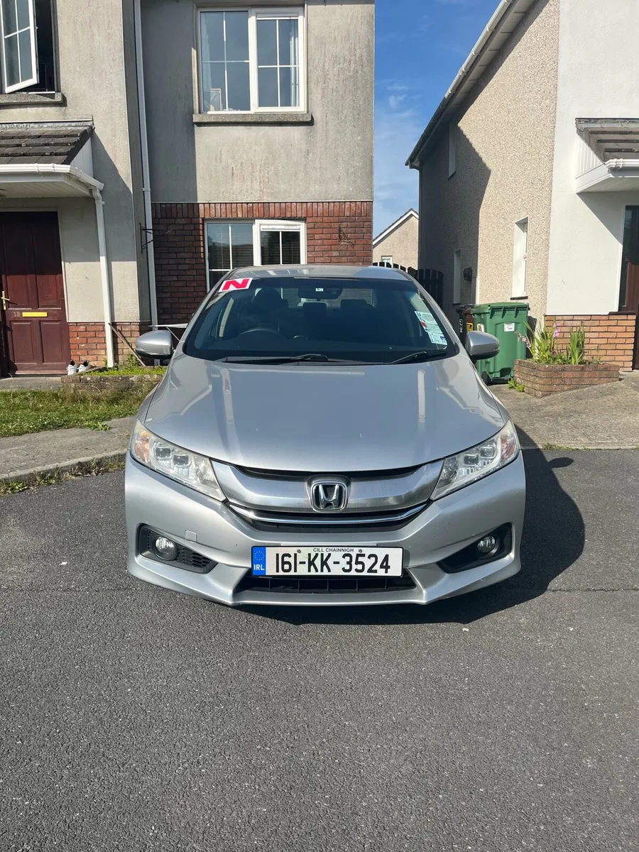 2016 Honda Grace 1.5 Petrol Hybrid - Image 2