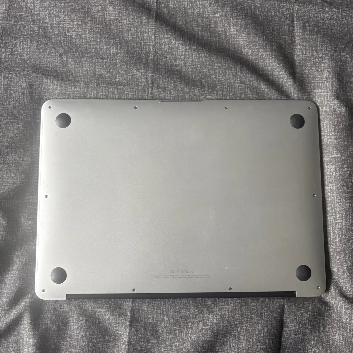Apple MacBook Air 13" laptop (2017) - Image 4