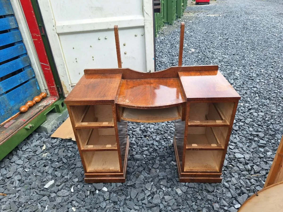 Old dresser and lockers (DELIVERY) - Image 2
