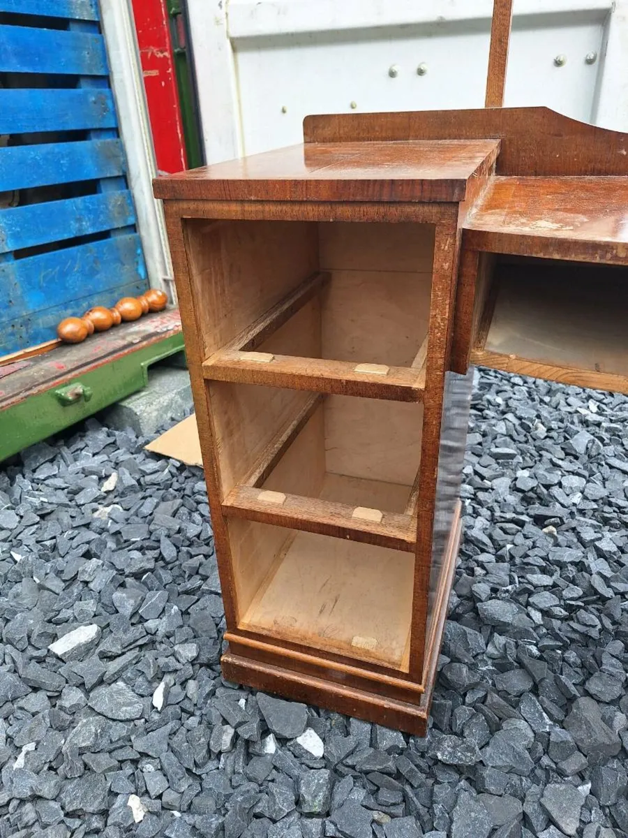 Old dresser and lockers (DELIVERY) - Image 3