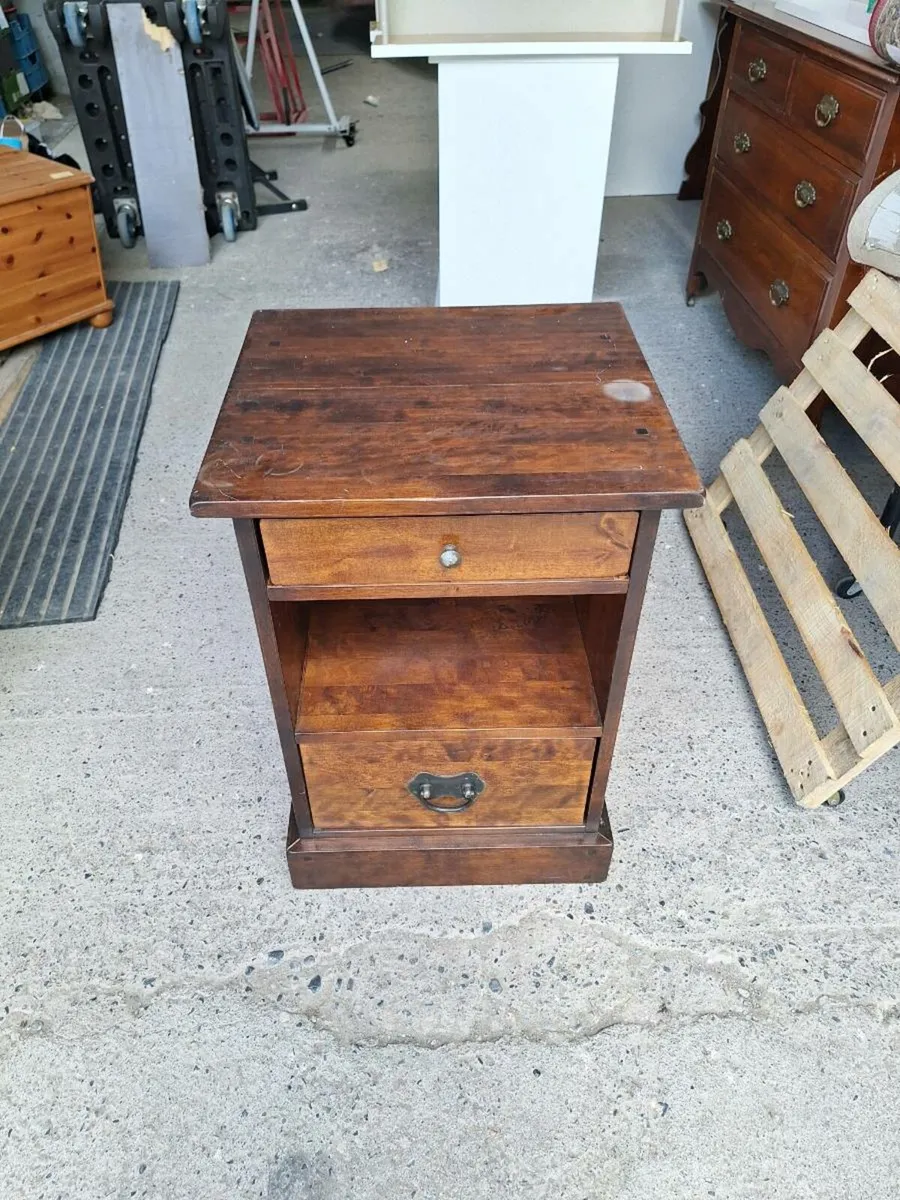 Laura Ashley locker (DELIVERY) - Image 1