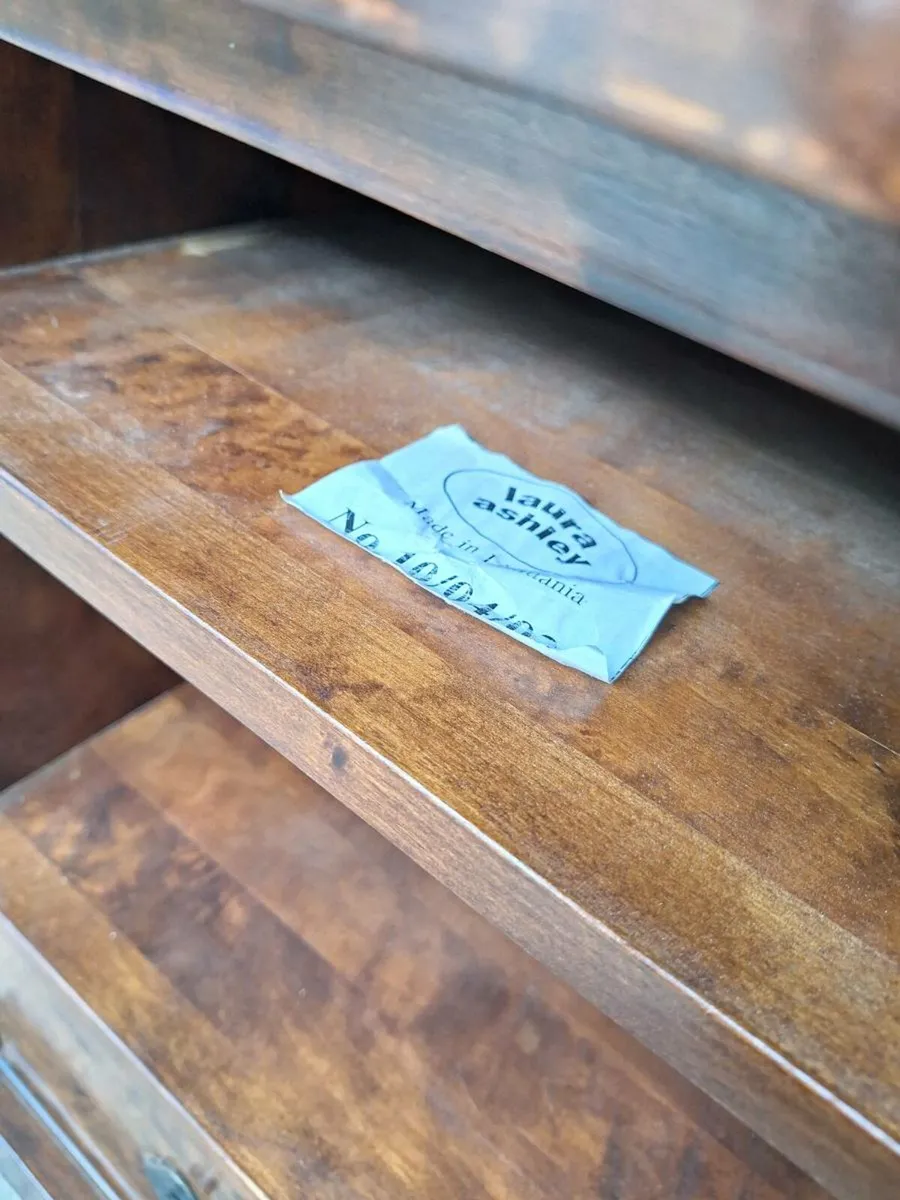 Laura Ashley locker (DELIVERY) - Image 4