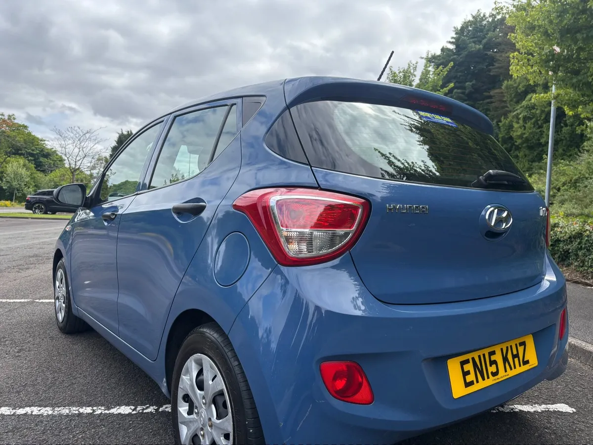 Hyundai i10 2015 - Image 2