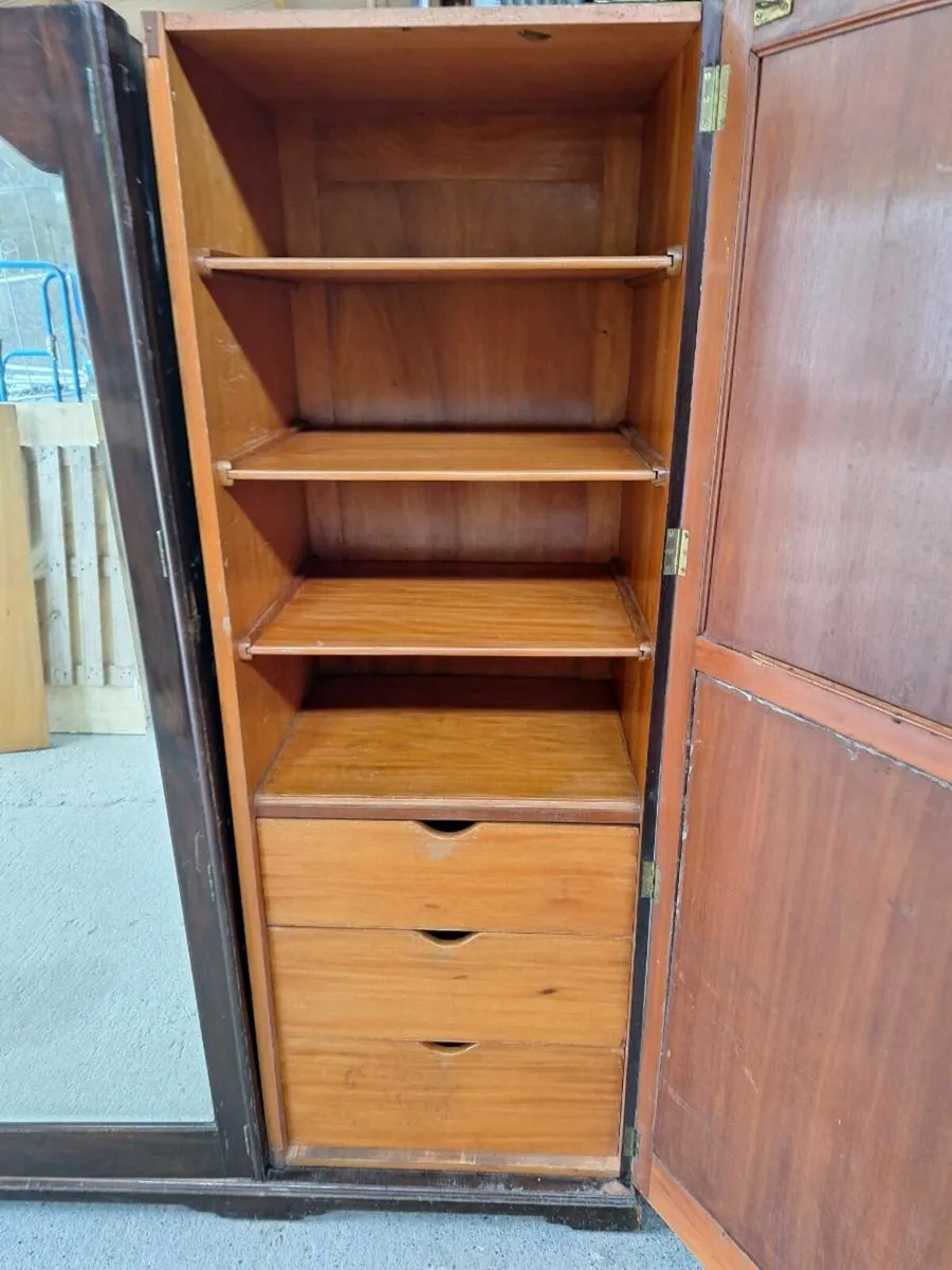 Antique very big wardrobe (DELIVERY) - Image 3
