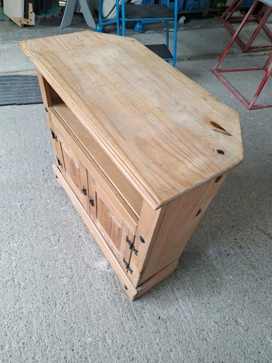 Mexican pine TV Unit(DELIVERY) - Image 2