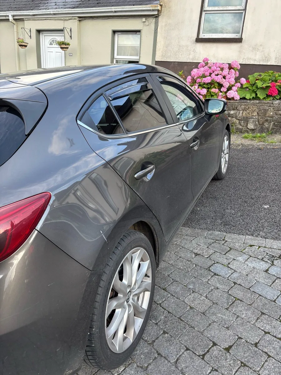 2016 Mazda 3 - Image 2