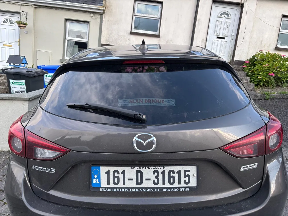 2016 Mazda 3 - Image 3