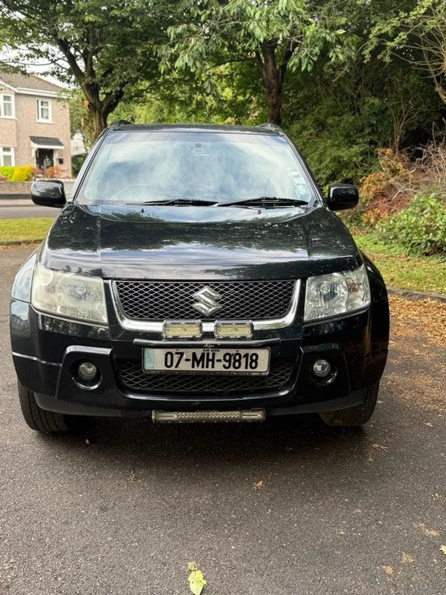 2007 Suzuki Grand Vitara - Image 2