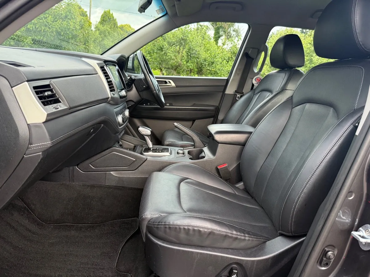 2020 SsangYong Musso Pick Up Saracen Auto AWD 4dr - Image 3