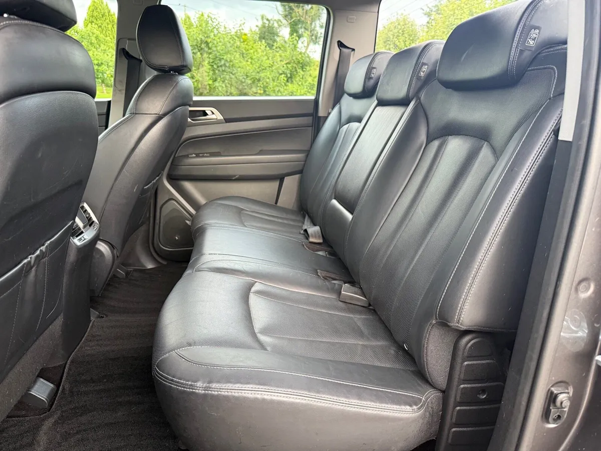 2020 SsangYong Musso Pick Up Saracen Auto AWD 4dr - Image 4