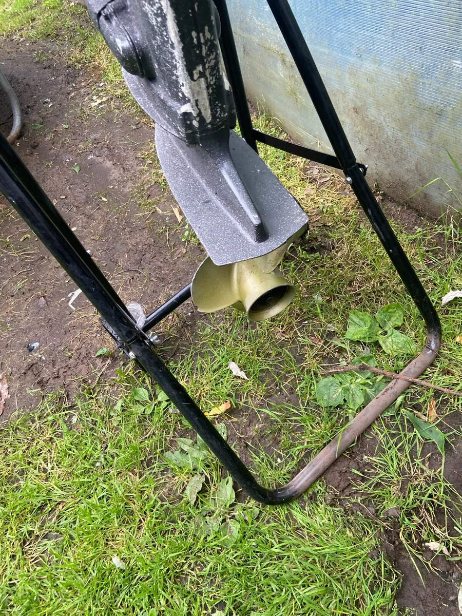 Outboard Suzuki 25hp 2stroke - Image 1