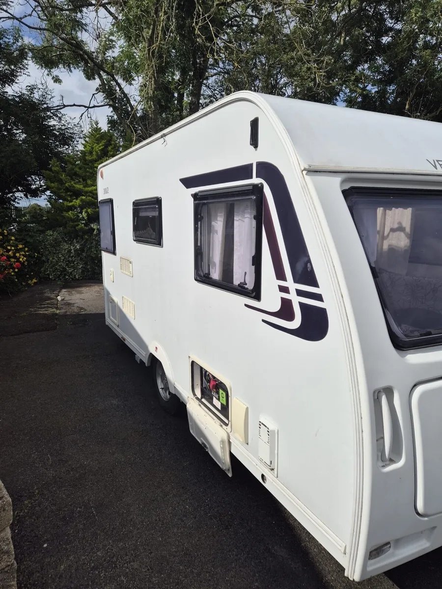 Venus 2 berth caravan super light weight - Image 2