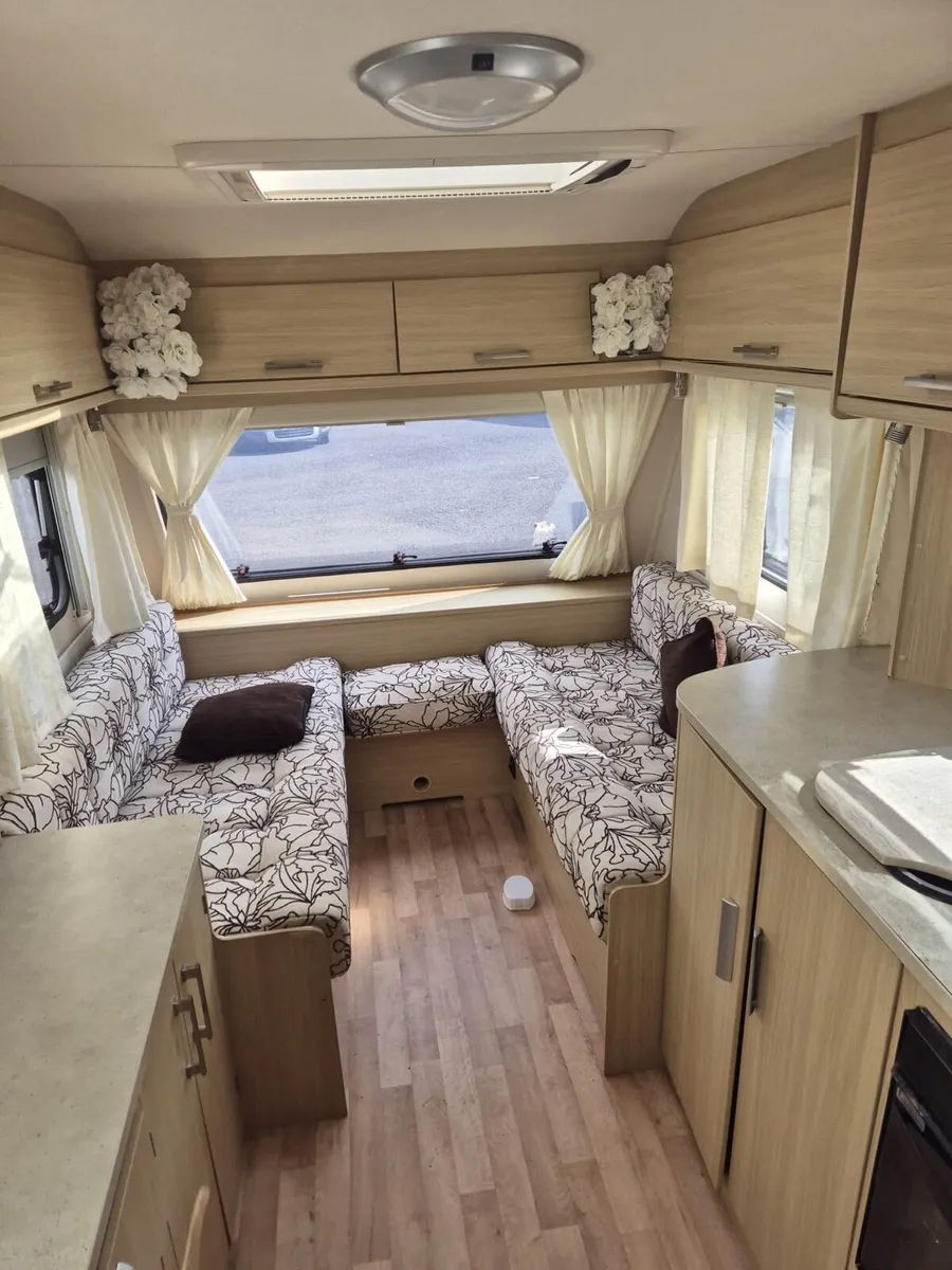 Venus 2 berth caravan super light weight - Image 4